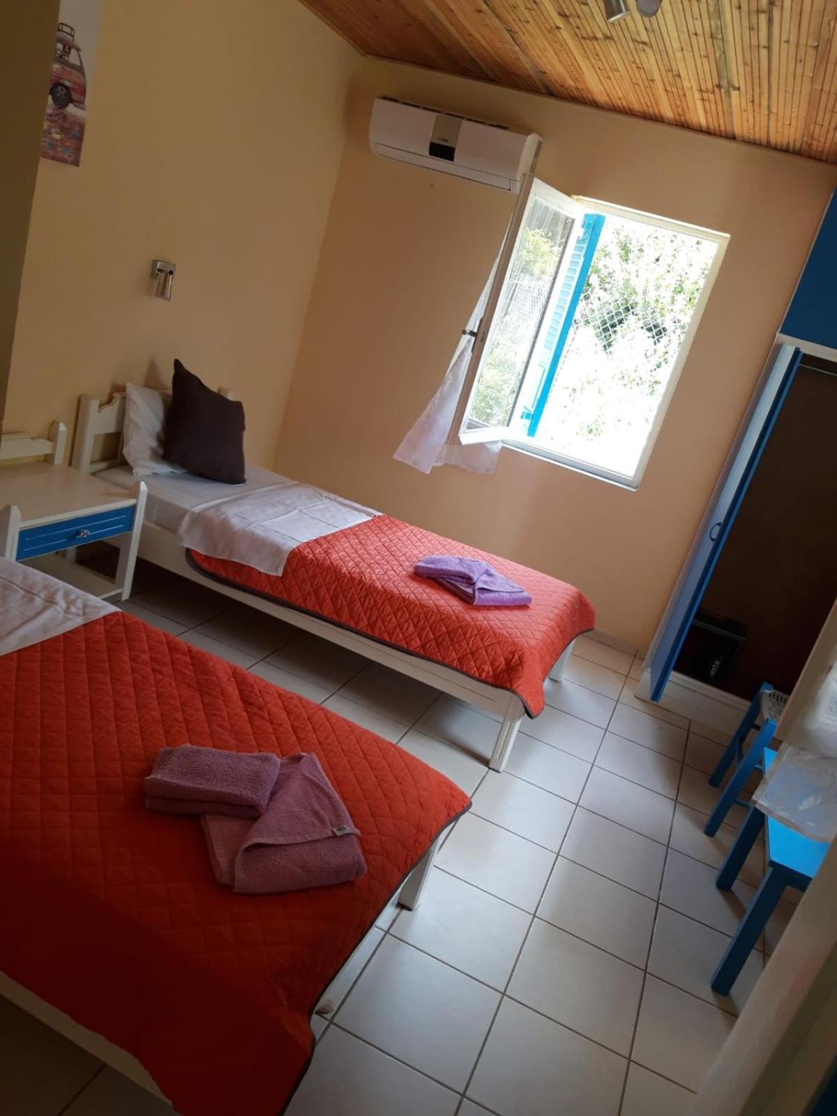 Hotel Neos Matala Bagian luar foto