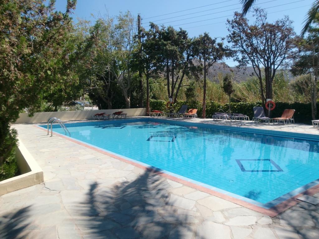 Hotel Neos Matala Bagian luar foto